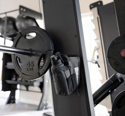 Strenith™ Magnetic Water Bottle Gym Bag – Hydration Meets Innovation